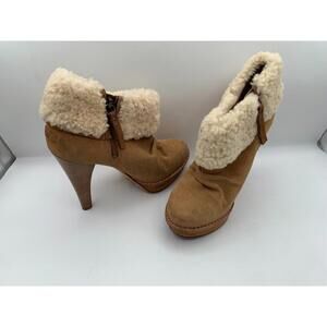 UGG ankle Boots, Suede, White Faux Fur. Georgette 7.5